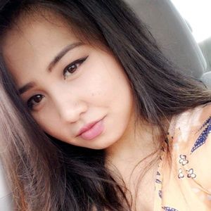 Meet your Posher, Siddiqa